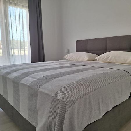 Apartment Mara Primošten Esterno foto
