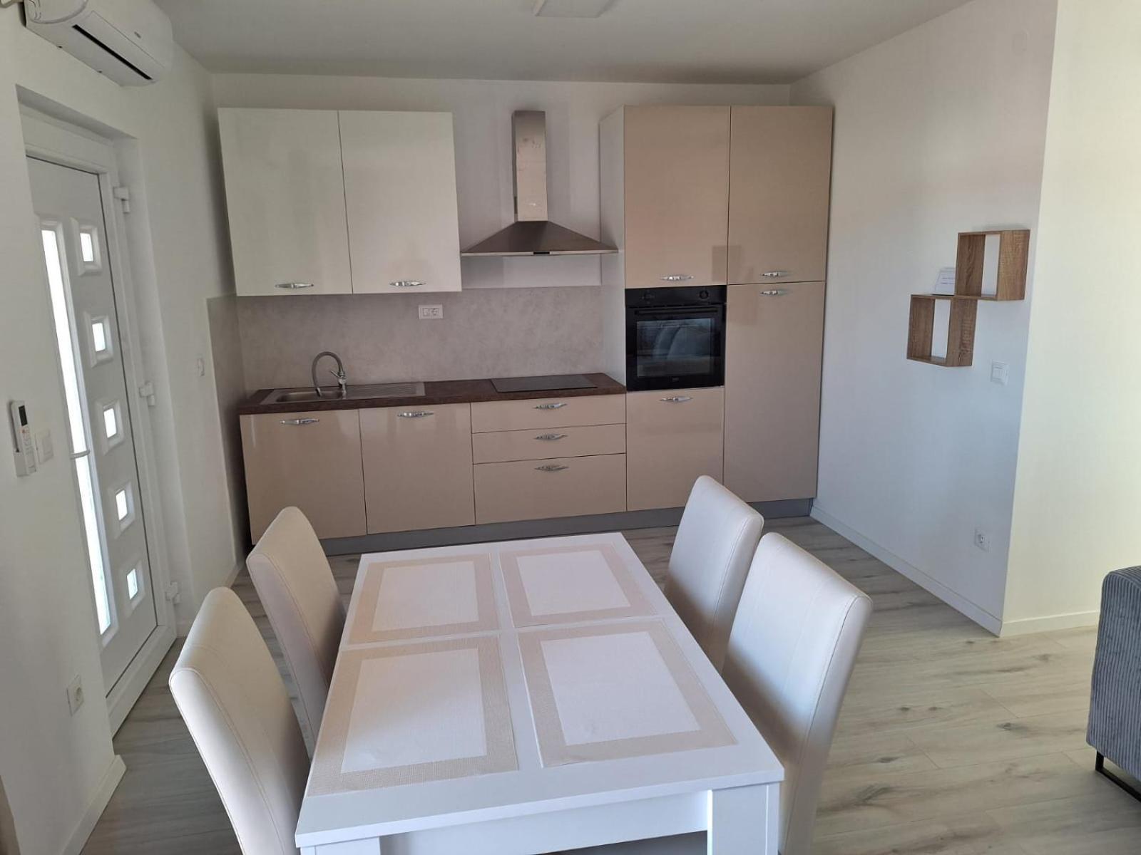 Apartment Mara Primošten Esterno foto